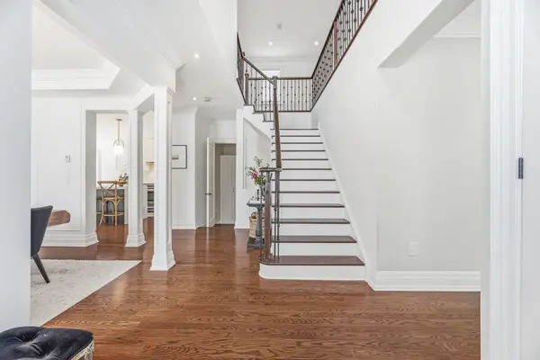 37 Ben Boy AVE, King, ON L0G 1T0