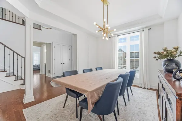 37 Ben Boy AVE, King, ON L0G 1T0