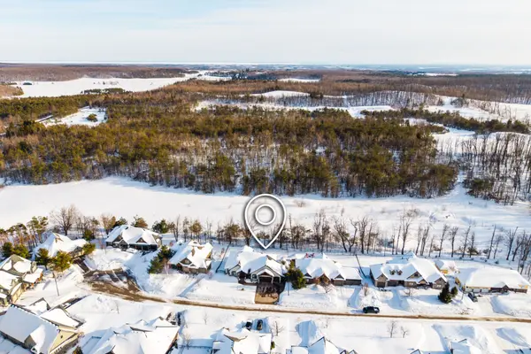 7 Ridgewood CT, Oro-medonte, ON L0L 2L0