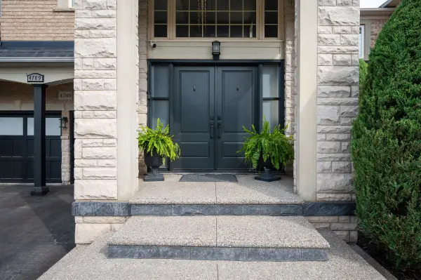 4789 Thomas Alton BLVD, Burlington, ON L7M 0K4