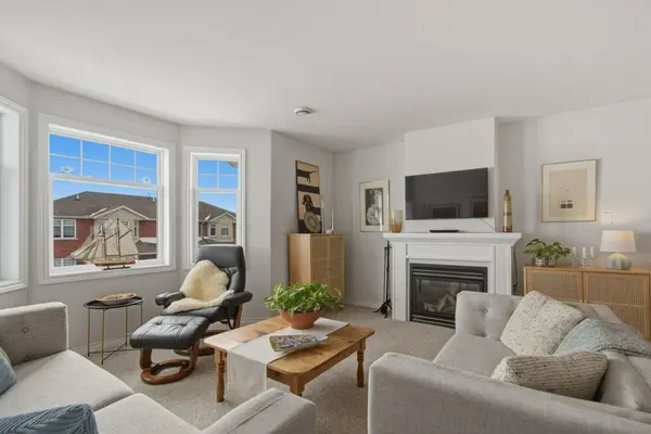 5 Dockside LN #202, Brighton, ON K0K 1H0