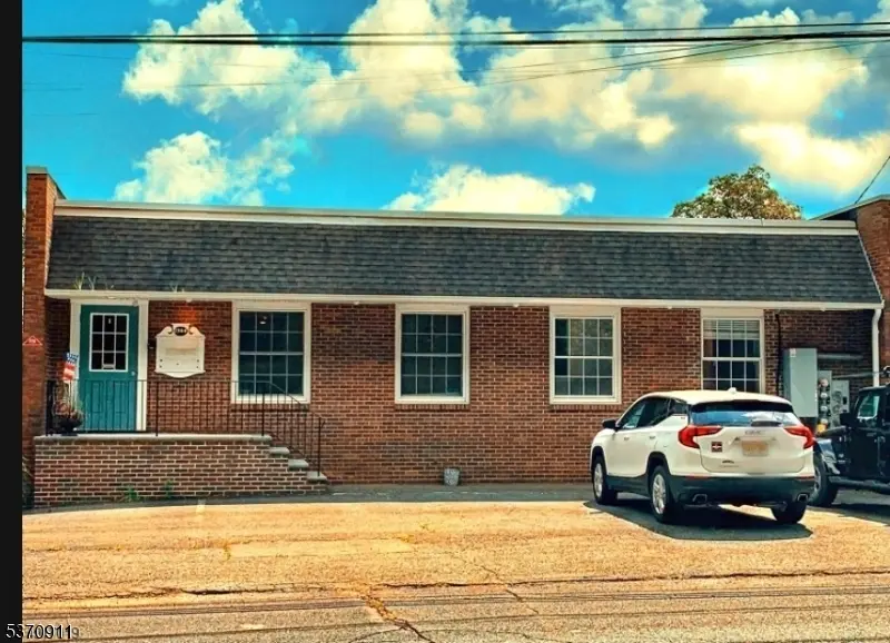 2504 Plainfield Ave, Scotch Plains Twp., NJ 07076