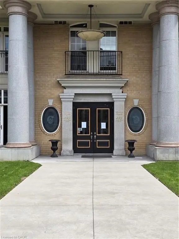 135 James ST S #1004, Hamilton, ON L8P 2Z6