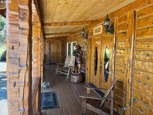 John Day, OR 97845,27847 Pine Creek Rd