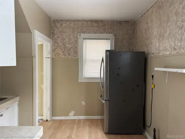 1518 Carleton ST, Port Huron, MI 48060