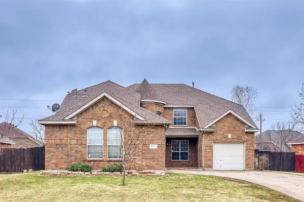 5747 Appalossa Drive, Grand Prairie, TX 75052