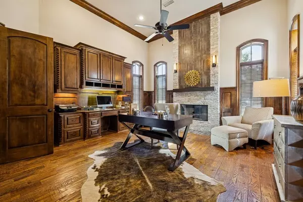 Southlake, TX 76092,912 Silverton Street