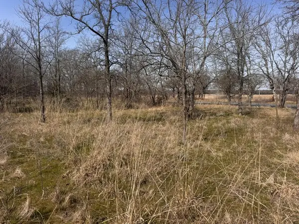 6484 State Highway 56, Bells, TX 75414