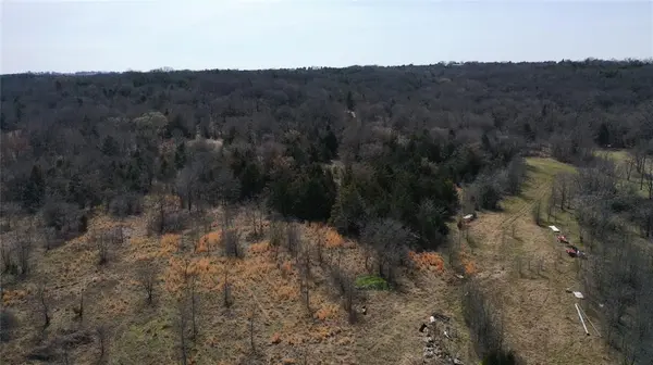 6484 State Highway 56, Bells, TX 75414