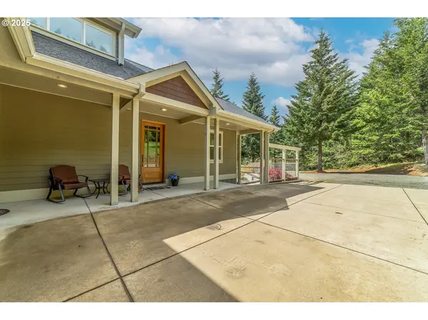 21626 GLAZE RD, Veneta, OR 97487