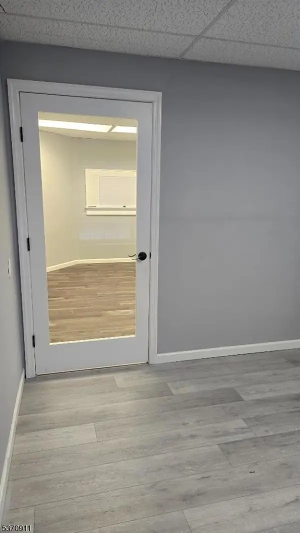 2504 Plainfield Ave, Scotch Plains Twp., NJ 07076