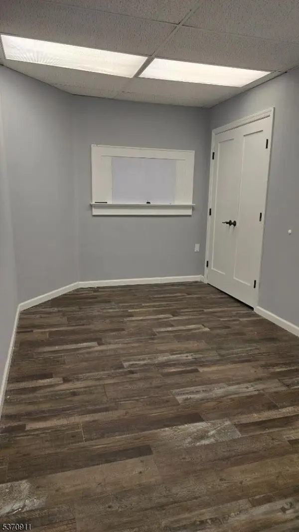 2504 Plainfield Ave, Scotch Plains Twp., NJ 07076