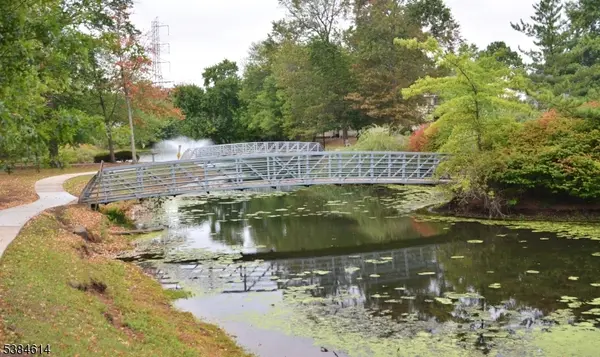 125 Exeter Ct #125, Piscataway Twp., NJ 08854