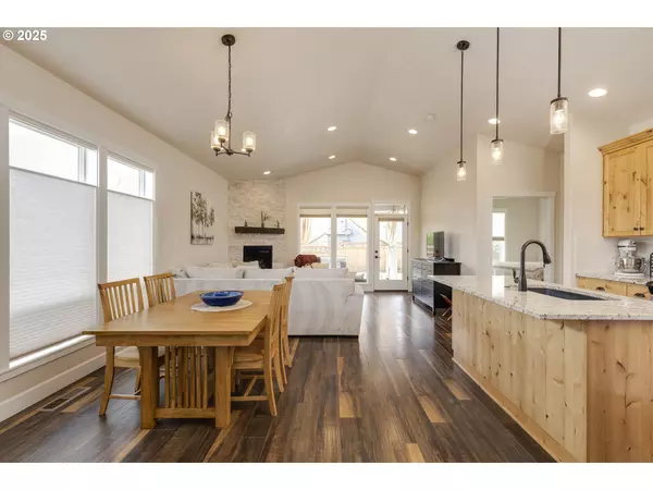 Dallas, OR 97338,1779 SE ACADEMY ST