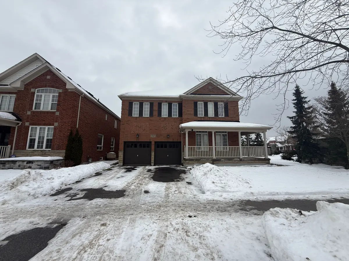 1707 Esterbrook DR, Oshawa, ON L1K 0J3