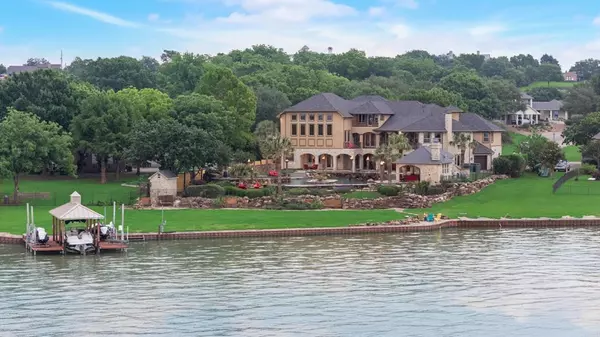 Rockwall, TX 75087,1612 S Lakeshore Drive