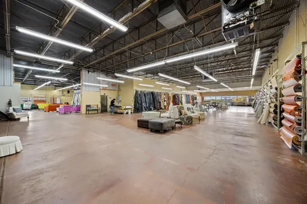 1912 S Good Latimer Expressway, Dallas, TX 75226