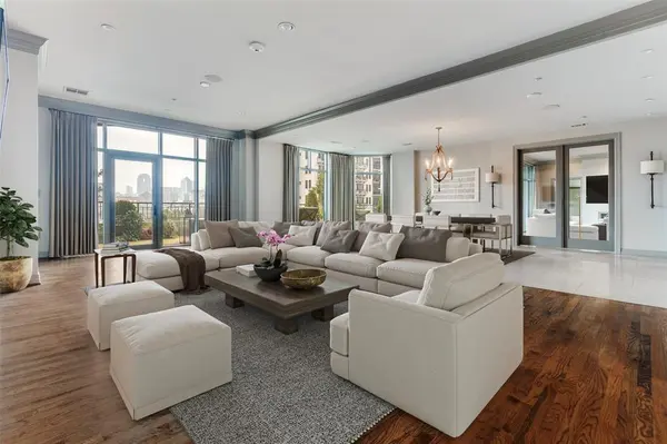 2828 Hood Street #403, Dallas, TX 75219