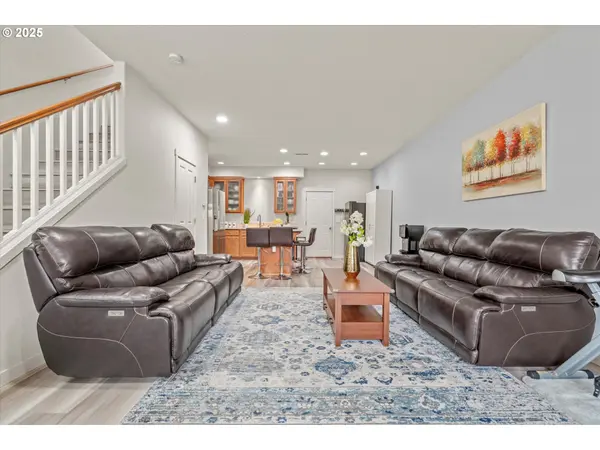 2590 NW 2ND TER, Gresham, OR 97030