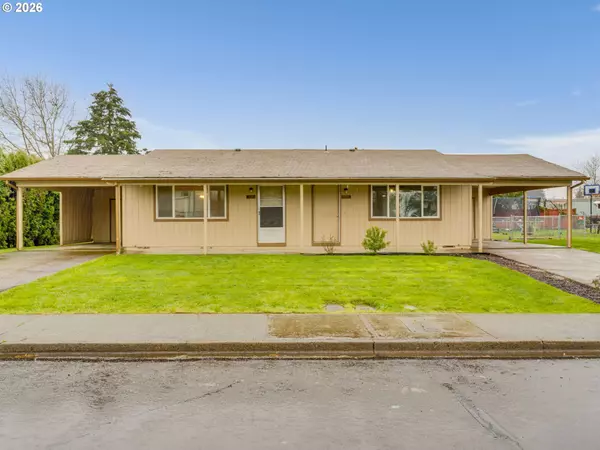 Mc Minnville, OR 97128,235 NW FENTON ST