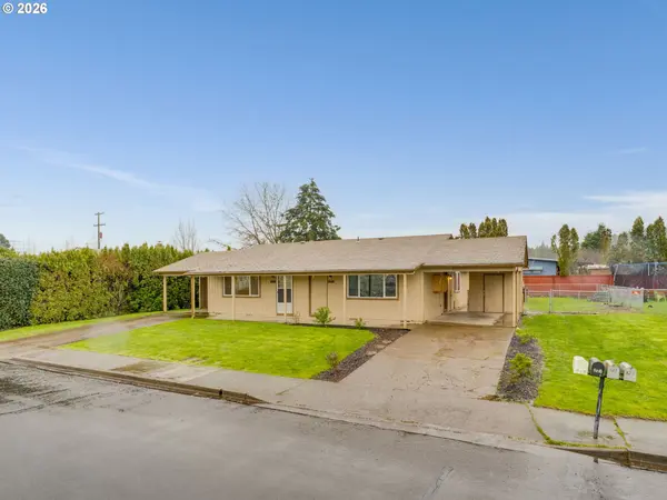 Mc Minnville, OR 97128,235 NW FENTON ST