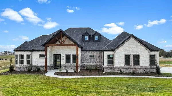 1000 Elevation Trail, Weatherford, TX 76087