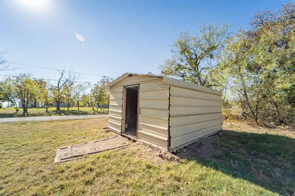 516 S Butte Street, Breckenridge, TX 76424