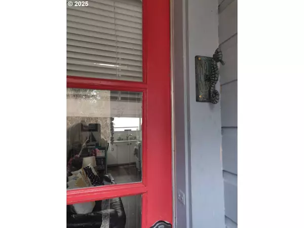 Rockaway Beach, OR 97136,317 N BEACON ST