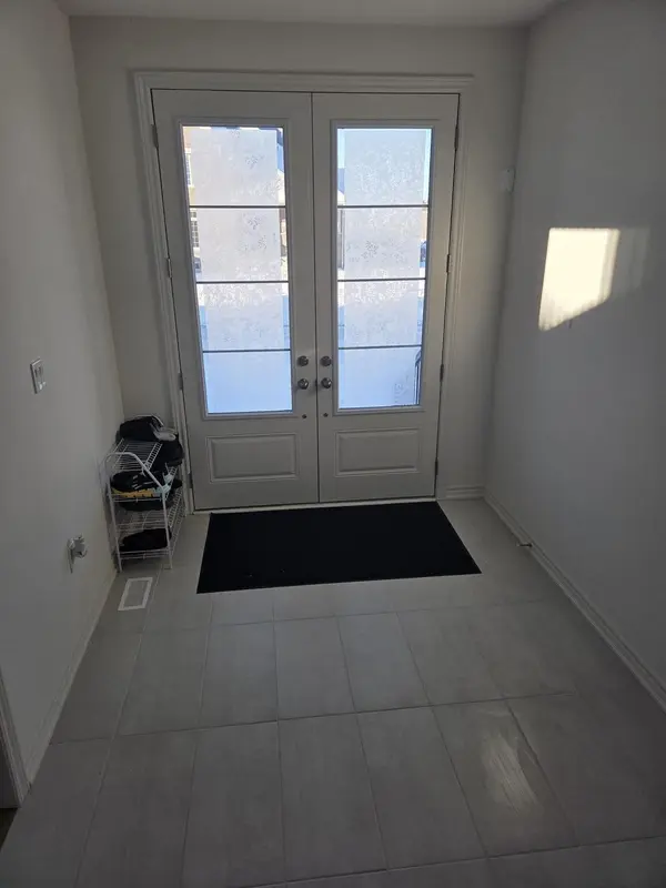 14 Mayapple ST, Adjala-tosorontio, ON L0G 1W0