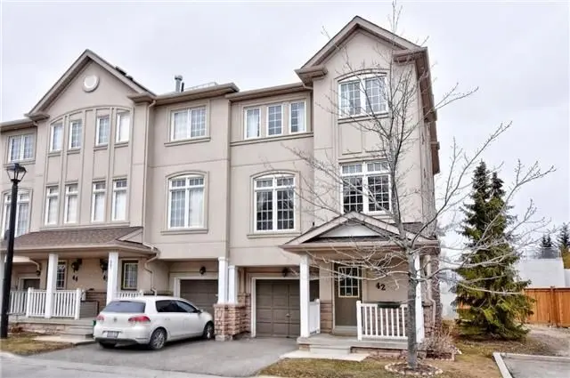 10 Post Oak DR #42, Richmond Hill, ON L4E 4H8