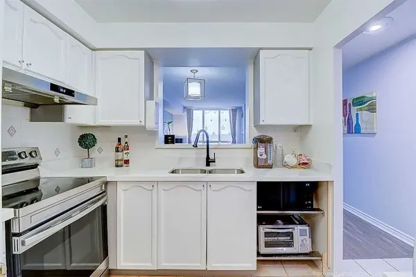 2627 Mccowan RD #808, Toronto E07, ON M1S 5T1