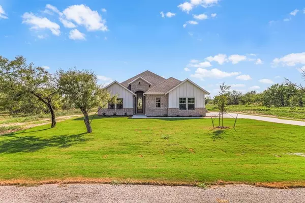 145 Tobiano Trace, Weatherford, TX 76087