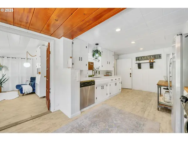 23620 STATE HIGHWAY 38, Elkton, OR 97436