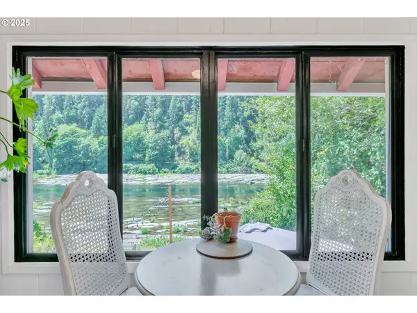 23620 STATE HIGHWAY 38, Elkton, OR 97436