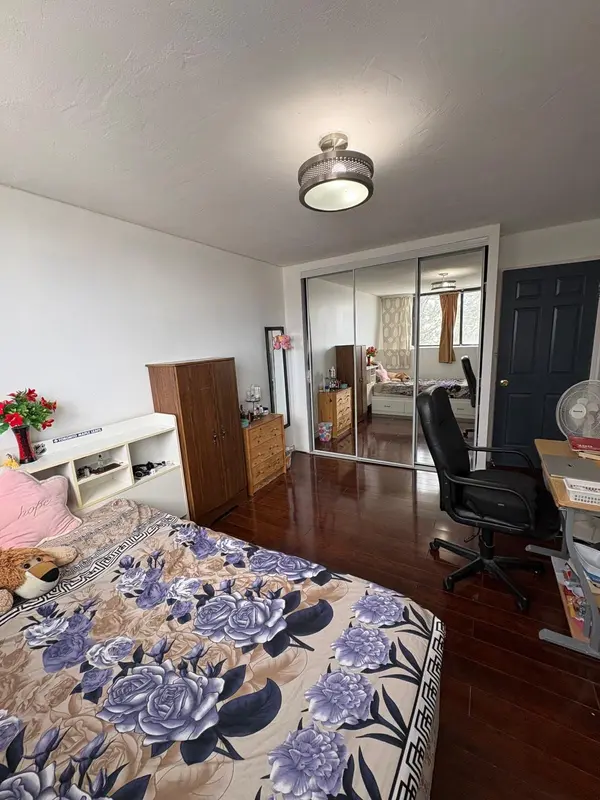 10 Tapscott RD #409, Toronto E11, ON M1B 3L9