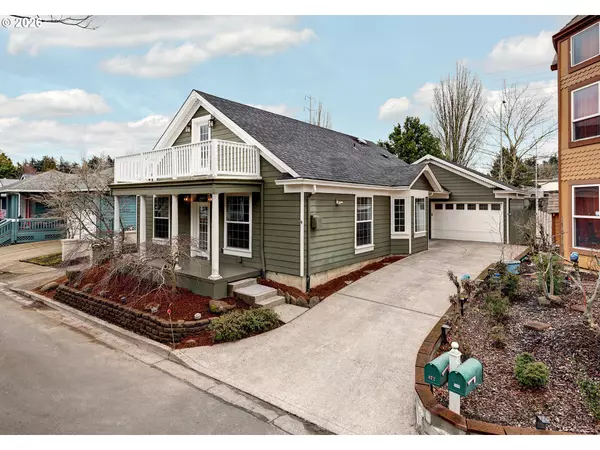 Fairview, OR 97024,872 NE PACIFIC DR