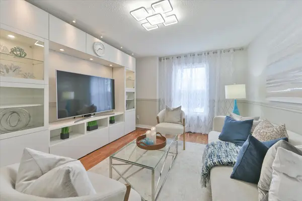 61 Milloy PL, Aurora, ON L4G 7L2