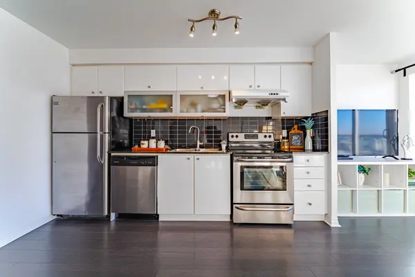 2015 Sheppard AVE E #2211, Toronto C15, ON M2J 0B3