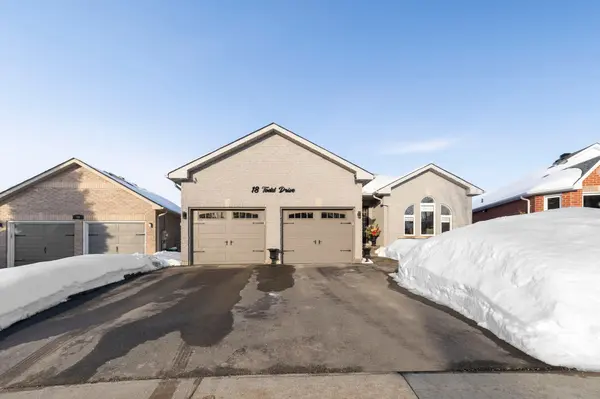 18 Todd DR, Barrie, ON L4N 9K6