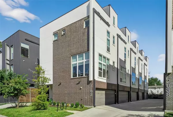 Dallas, TX 75204,2102 N Prairie Avenue #105