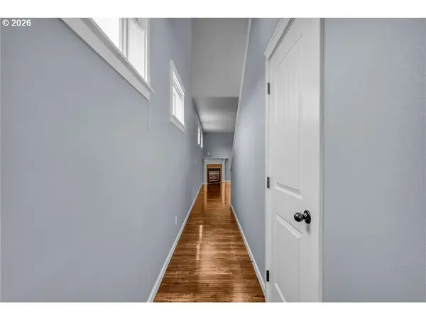 2856 26TH AVE, Forest Grove, OR 97116