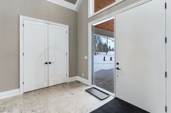 160 Sumcot DR, Trent Lakes, ON K0L 1J0