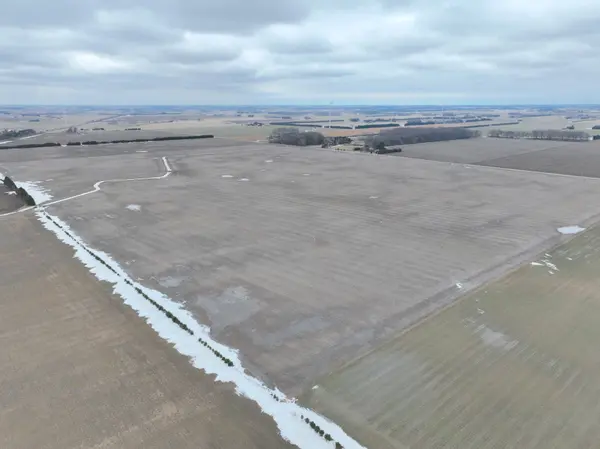 7982 TENTH Line, Chatham-kent, ON N0P 1G0