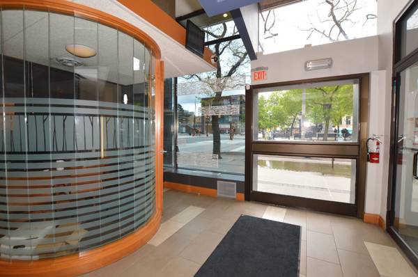 1 James ST S, Hamilton, ON L8P 4R5