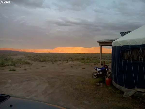 Summer Lake, OR 97640,49927 SHUFFIELD RD