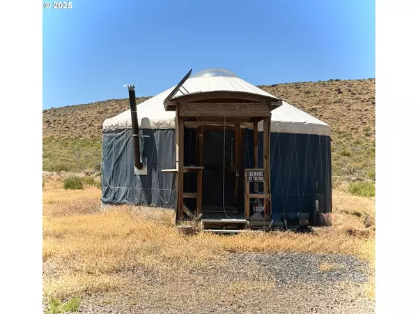 Summer Lake, OR 97640,49927 SHUFFIELD RD