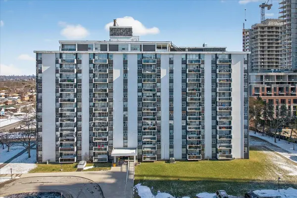 151 La Rose AVE #804, Toronto W09, ON M9P 1B3