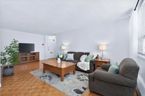 151 La Rose AVE #804, Toronto W09, ON M9P 1B3