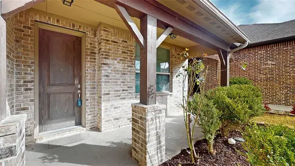 1921 Lake Front Trail, Garland, TX 75043