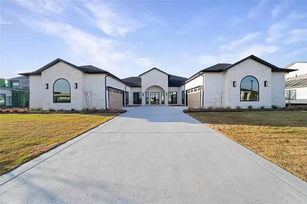 Heath, TX 75032,323 Longview Place